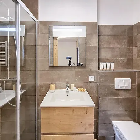 Cardena- Appartement- 8pers- Proche Centre לה ג'ט